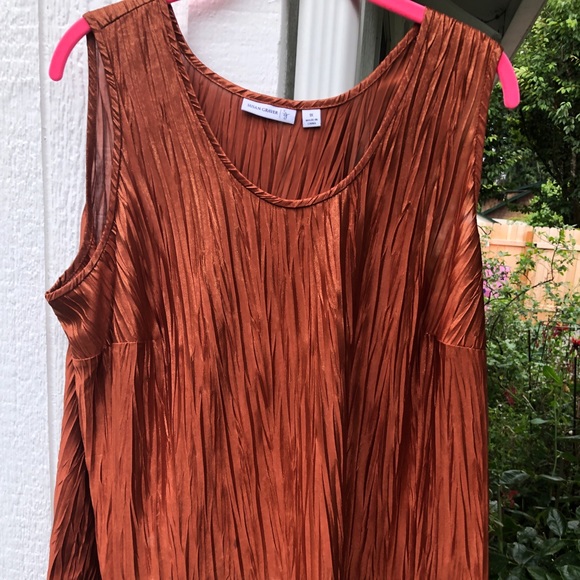 Susan Graver crinkle tank top 1X - Picture 2 of 4